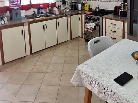 Depto Tipo Casa en Venta de 3 ambientes