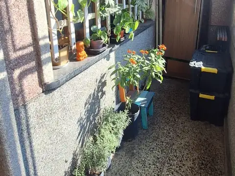CIUDADELA.MADERO AL 100 PH 3 AMBIENTES ENTRADA INDEPENDIENTE SIN EXPENSAS