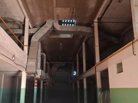 Depósito en Venta y Alquiler de 1.177 m2 cubiertos - Lomas del Mirador