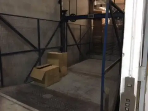 Galpon en Venta en Villa Crespo, USD 1.200.000