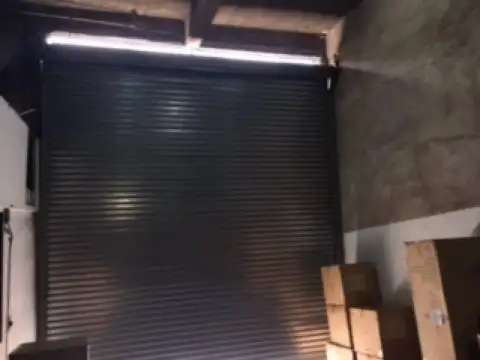 excelente deposito SE VENDE CON RENTA  