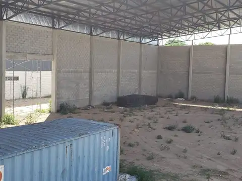 Galpon en Venta 42,35  mts Frente