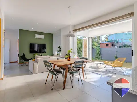 CASA EN VENTA EN LA PLATA