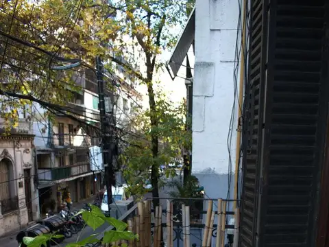 Depto Tipo Casa 6 ambientes con 2 baños