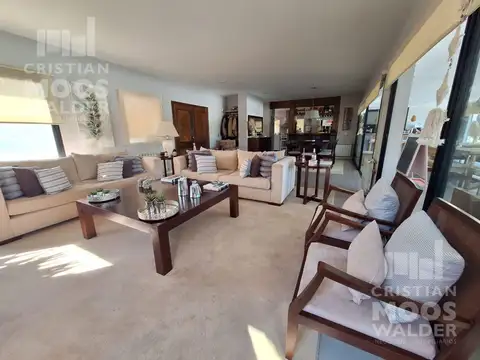 Hermosa Casa amoblada en alquiler 4 ambientes - Maschwitz