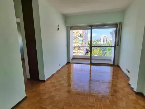 VENTA DEPARTAMENTO DE 2 AMBIENTES CON BALCON EN WILDE CENTRO