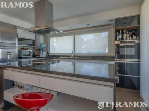 Casa en Venta al Este