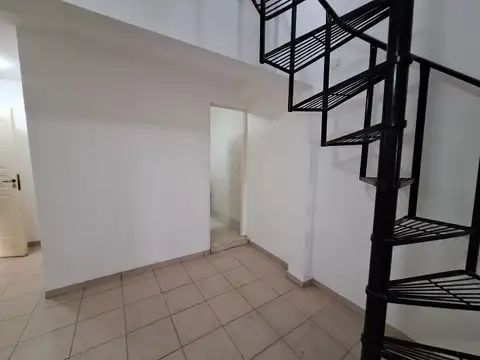 Buenos Aires 6399 , Piso 1