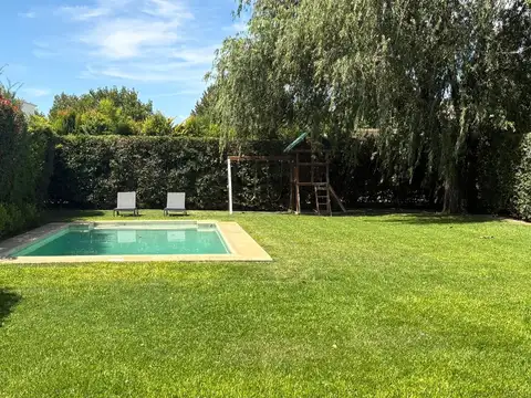 Casa Chalet  en Alq. Temporario en Santa Barbara, Tigre, G.B.A. Zona Norte