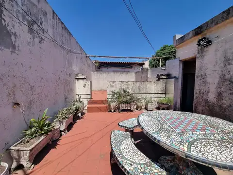 Depto Tipo Casa en Venta 70 años