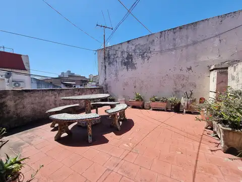 Depto Tipo Casa en Venta al Este