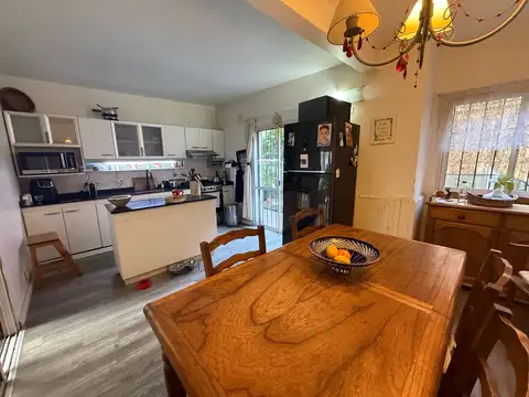 Depto Tipo Casa en Venta 45 años