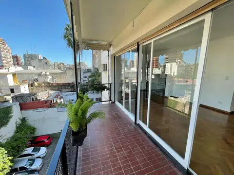 Departamento 4 ambientes con balcón y cochera - en alquiler tradicional a 3 años  - Belgrano