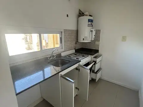 Departamento en Alquiler en Necochea, $ 600.000