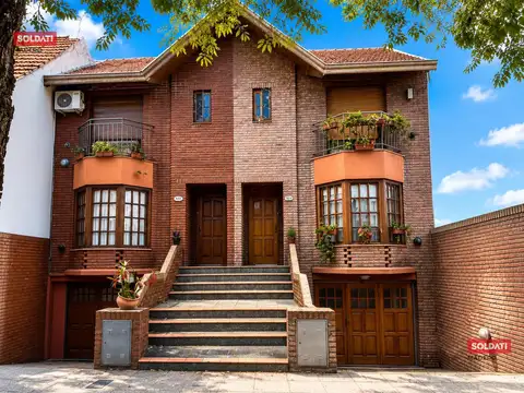 Venta triplex 3 ambientes cochera y parque