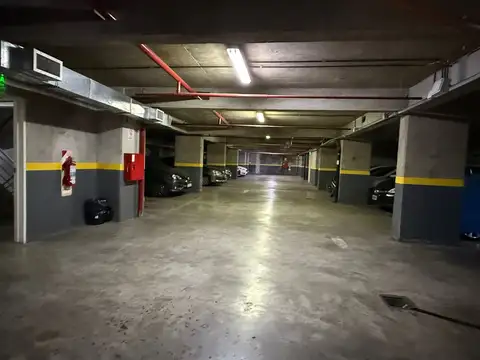ALQUILER COCHERA CUBIERTA UBICACION PALERMO