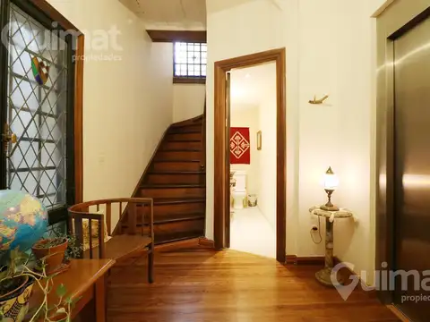 Casa 5 ambientes con 4 baños