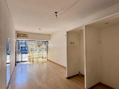 Local en Alquiler en Lomas de Zamora, $ 1.600.000