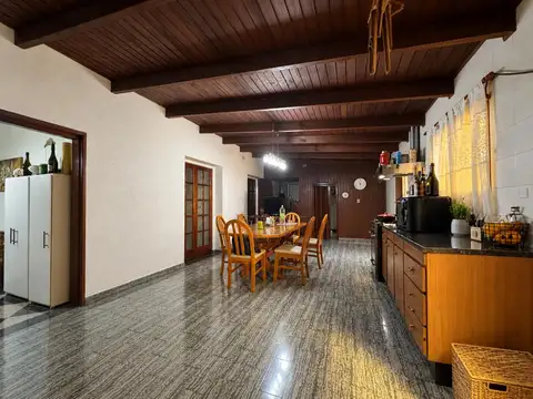 Casa en Venta en Los Hornos, USD 79.000