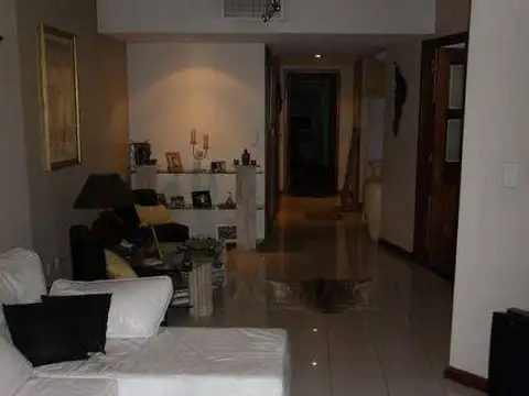 Departamento en Venta de 7 ambientes