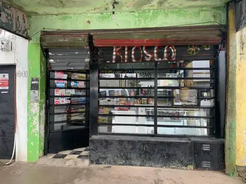 137 e/ 527 y 528 400