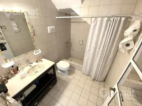Depto Tipo Casa 5 ambientes con 2 baños