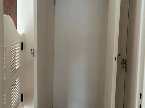 Departamento en Alquiler en Recoleta, $ 980.000
