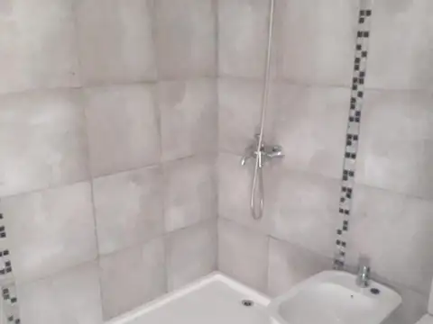Santiago Del Estero 6800, Piso 3