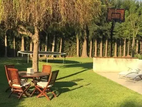Casa en Alquiler en El Zorzal, USD 1.750