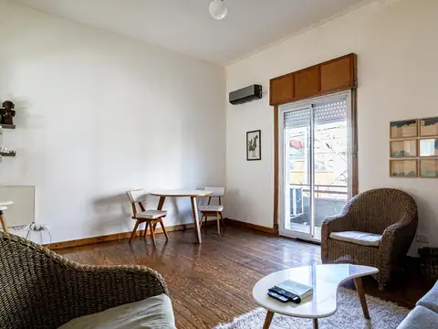 Venta PH 3 ambientes más escritorio, quincho y terraza propia. Palermo.