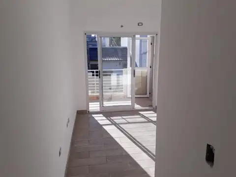 Coronel Diaz 100, Piso 1