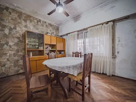 Casa 3 ambientes con 2 baños