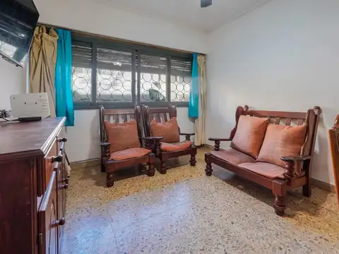 PH 4 AMBIENTES VENTA BOEDO CON PATIO