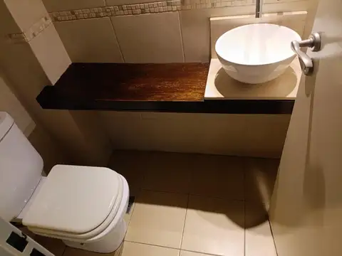 Departamento 3 ambientes con 2 baños