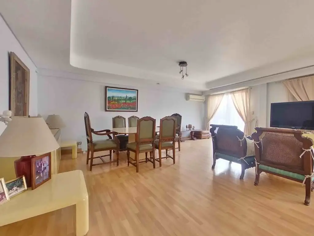 Paraguay 2600