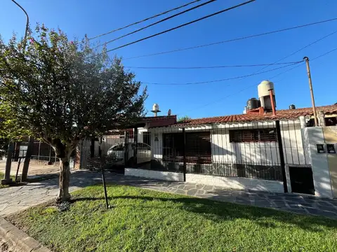 Casa En Venta Con Pileta - San Miguel Centro apto credito