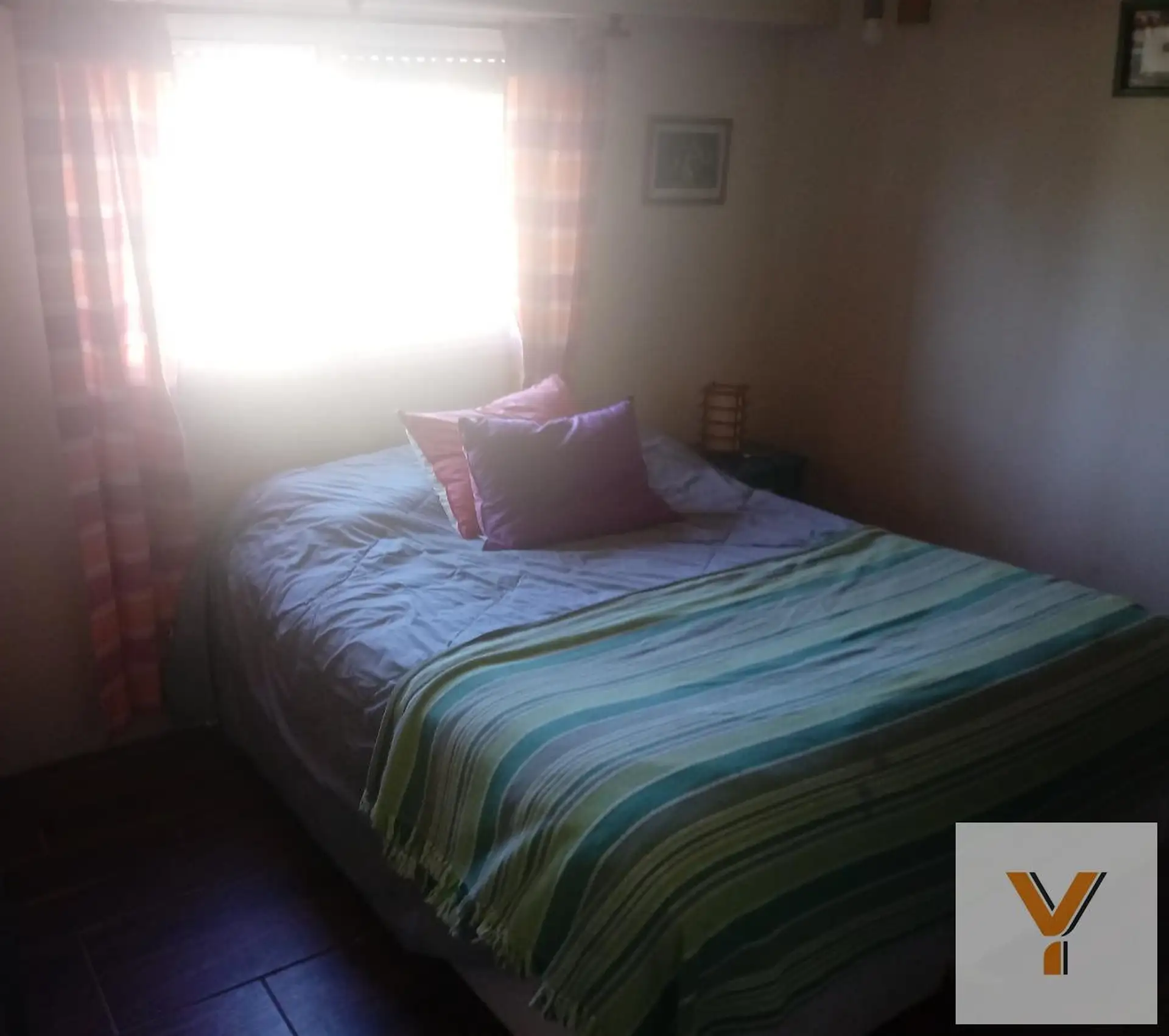 Casa 2 dorm, 70 m² cubiertos con patio, parrilla y cochera cubierta — Balcarce