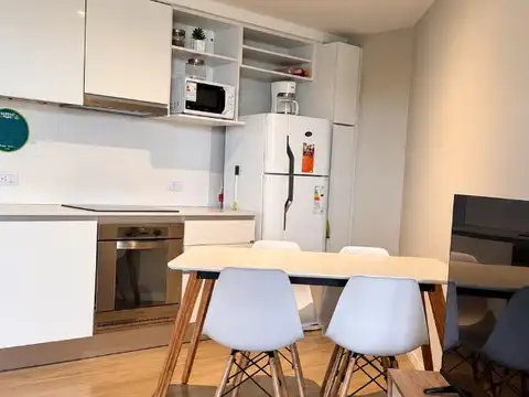 Departamento en Alquiler en Refinerías, USD 520