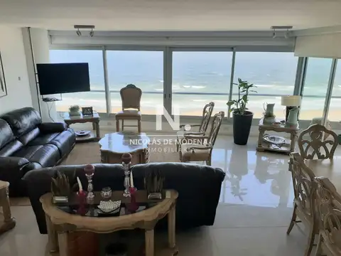 Alquiler temporal de apartamento esquinero en Torre Le Parc II, Playa Brava