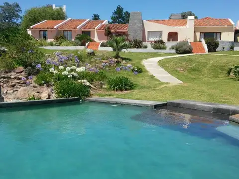 CHACRA EN VENTA 6 SUITE DE LUJO EN RUTA 12