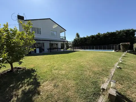 Jorge Newbery 5005, Mar Del Plata, Buenos Aires, Argentina.