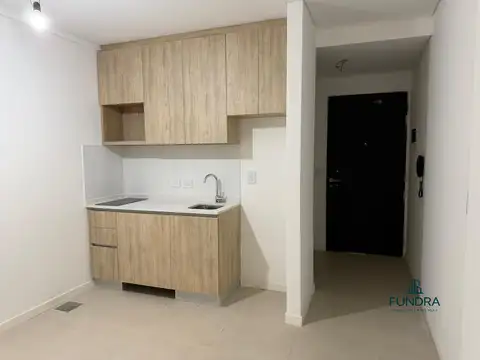 VENTA MONOAMBIENTE CON PATIO A ESTRENAR APTO PROFESIONAL