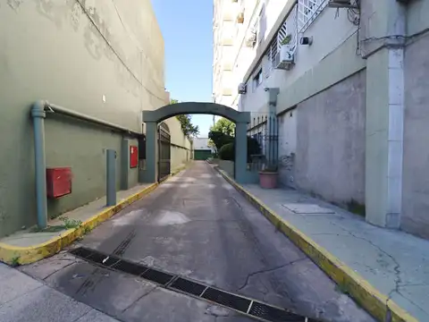 Cochera fija cubierta Velez Sarsfield Carrasco