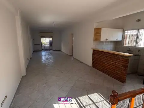 Depto Tipo Casa en Alquiler 35 años