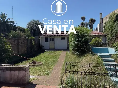 VENDO. Casa semi céntrica. Concordia, ER.