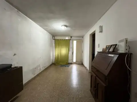 VENTA CASA 4 AMBIENTES APTO CREDITO CON PARQUE