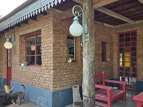 Casa en Alquiler Temporal con 3 cocheras