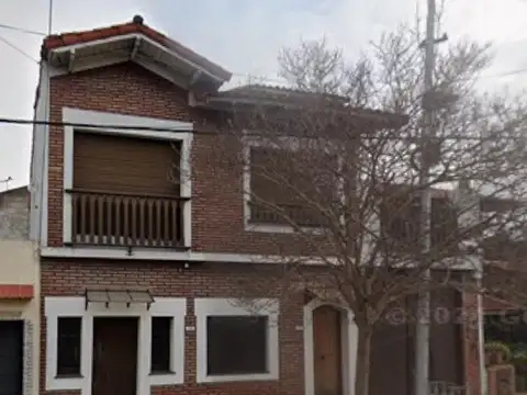 PH EN PLANTA BAJA AL FRENTE DE 3 AMBIENTES, CON ENTRADA INDEPENDIENTE