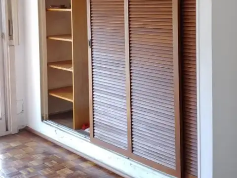 OPORTUNIDAD! - Monoambiente con balcón al frente - PARQUE AVELLANEDA