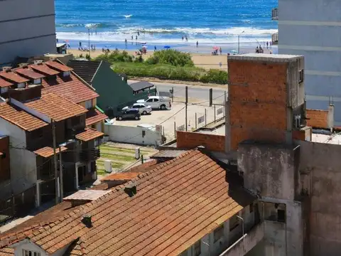 2 ambientes con vista al mar, gas natural - Apto credito